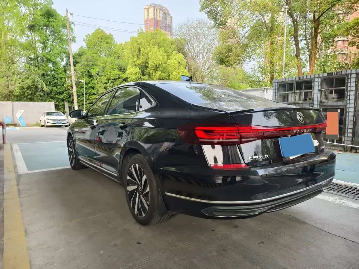 2025 Volkswagen Passat 2.0T 186HP L4 7DCT,autocango,china used car exporter,china ev exporter,chinese used car exporter,chinese used ev exporter