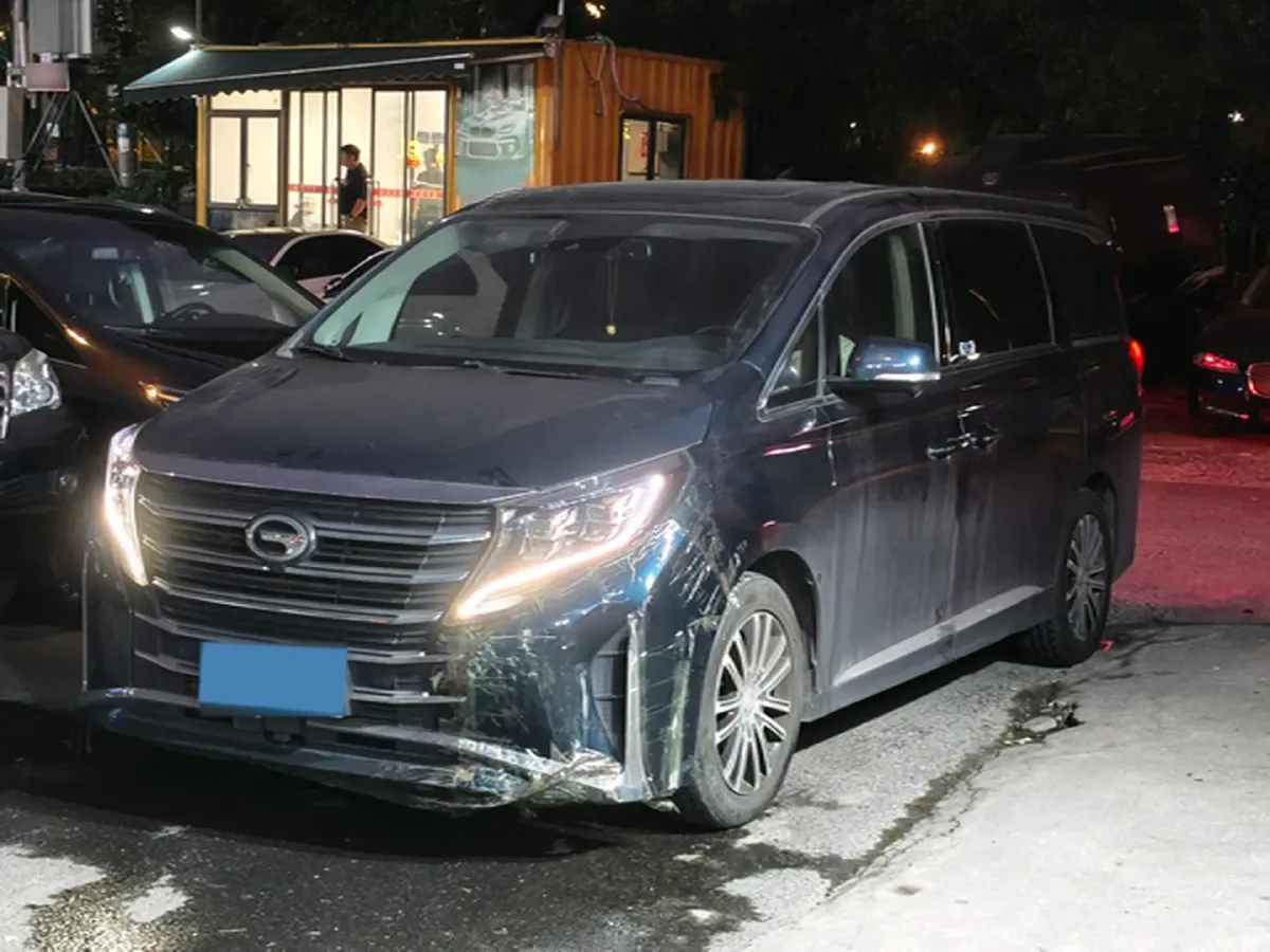 2021 GAC Trumpchi M8 2.0T 252HP L4 8AT,autocango,china used car exporter,china ev exporter,chinese used car exporter,chinese used ev exporter