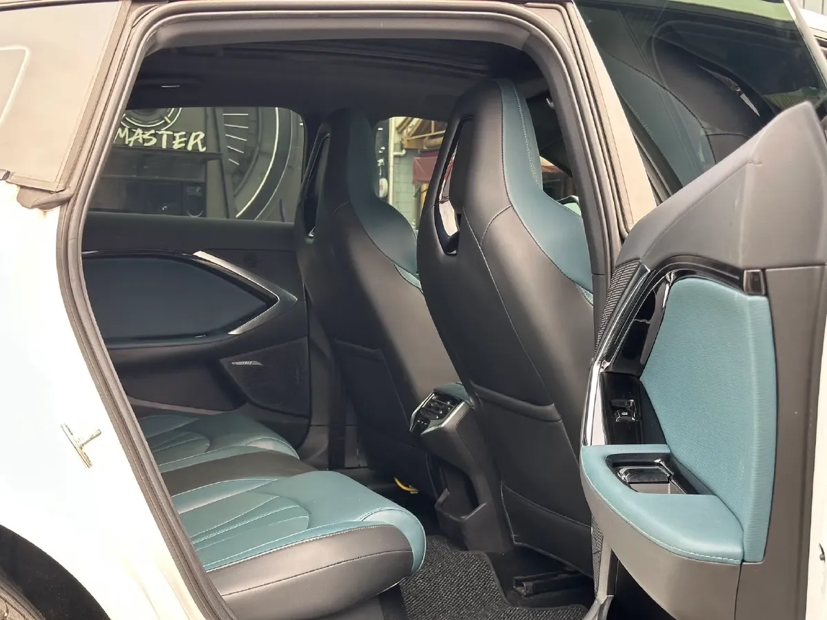 2023 MG 7 1.5T 188HP L4 7DCT,autocango,china used car exporter,china ev exporter,chinese used car exporter,chinese used ev exporter