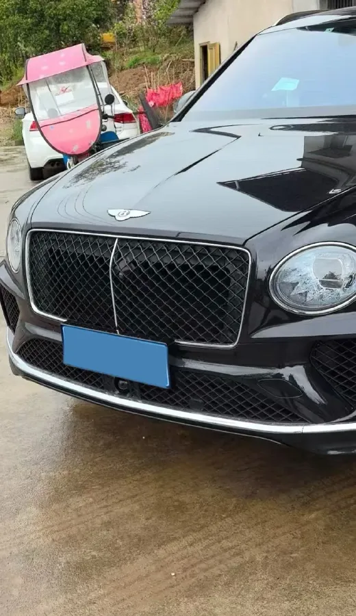 2024 Bentley Bentayga 4.0T 550HP V8 8AT,autocango,china used car exporter,china ev exporter,chinese used car exporter,chinese used ev exporter