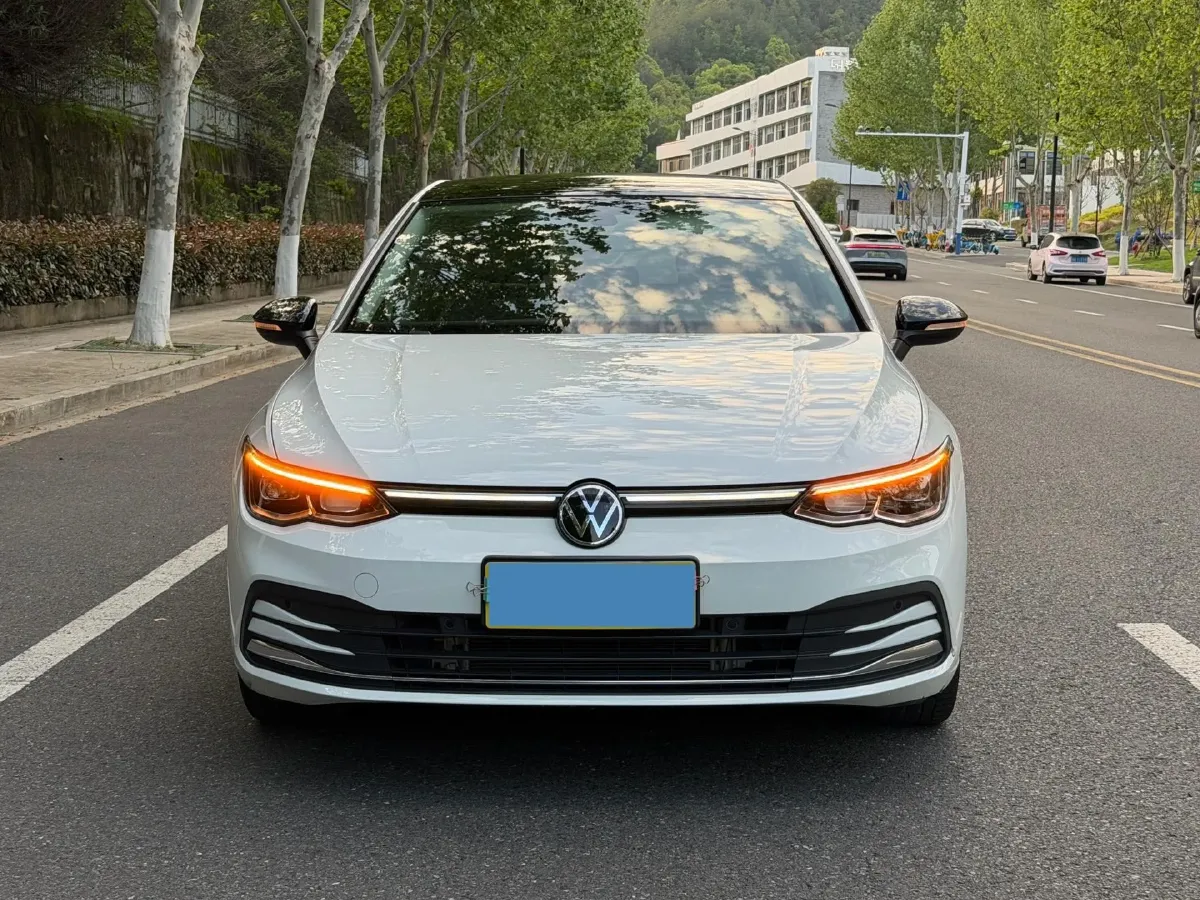 2023 Volkswagen Golf 1.4T 150HP L4 7DCT,autocango,china used car exporter,china ev exporter,chinese used car exporter,chinese used ev exporter