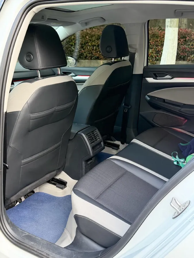 2023 Volkswagen Golf 1.4T 150HP L4 7DCT,autocango,china used car exporter,china ev exporter,chinese used car exporter,chinese used ev exporter