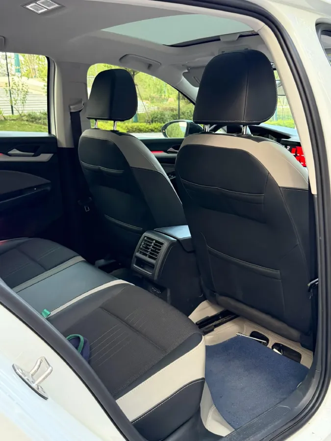 2023 Volkswagen Golf 1.4T 150HP L4 7DCT,autocango,china used car exporter,china ev exporter,chinese used car exporter,chinese used ev exporter