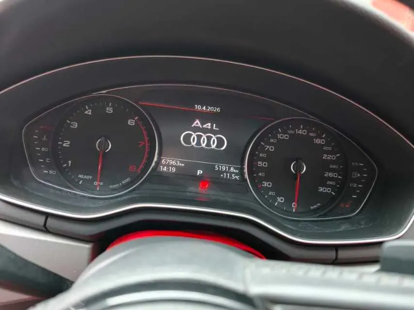 2019 Audi A4L 2.0T 190HP L4 7DCT,autocango,china used car exporter,china ev exporter,chinese used car exporter,chinese used ev exporter