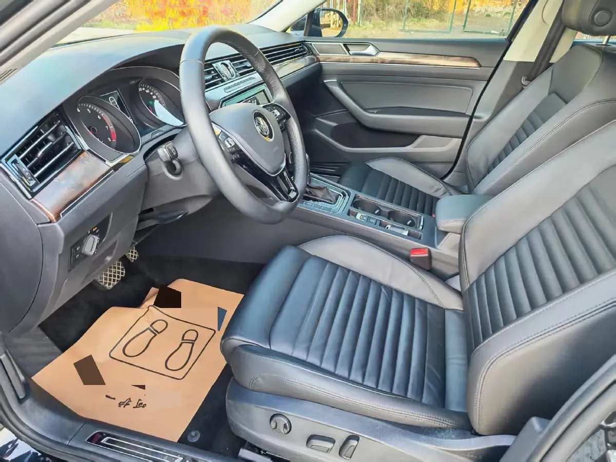 2019 Volkswagen Magotan 2.0T 186HP L4 7DCT,autocango,china used car exporter,china ev exporter,chinese used car exporter,chinese used ev exporter