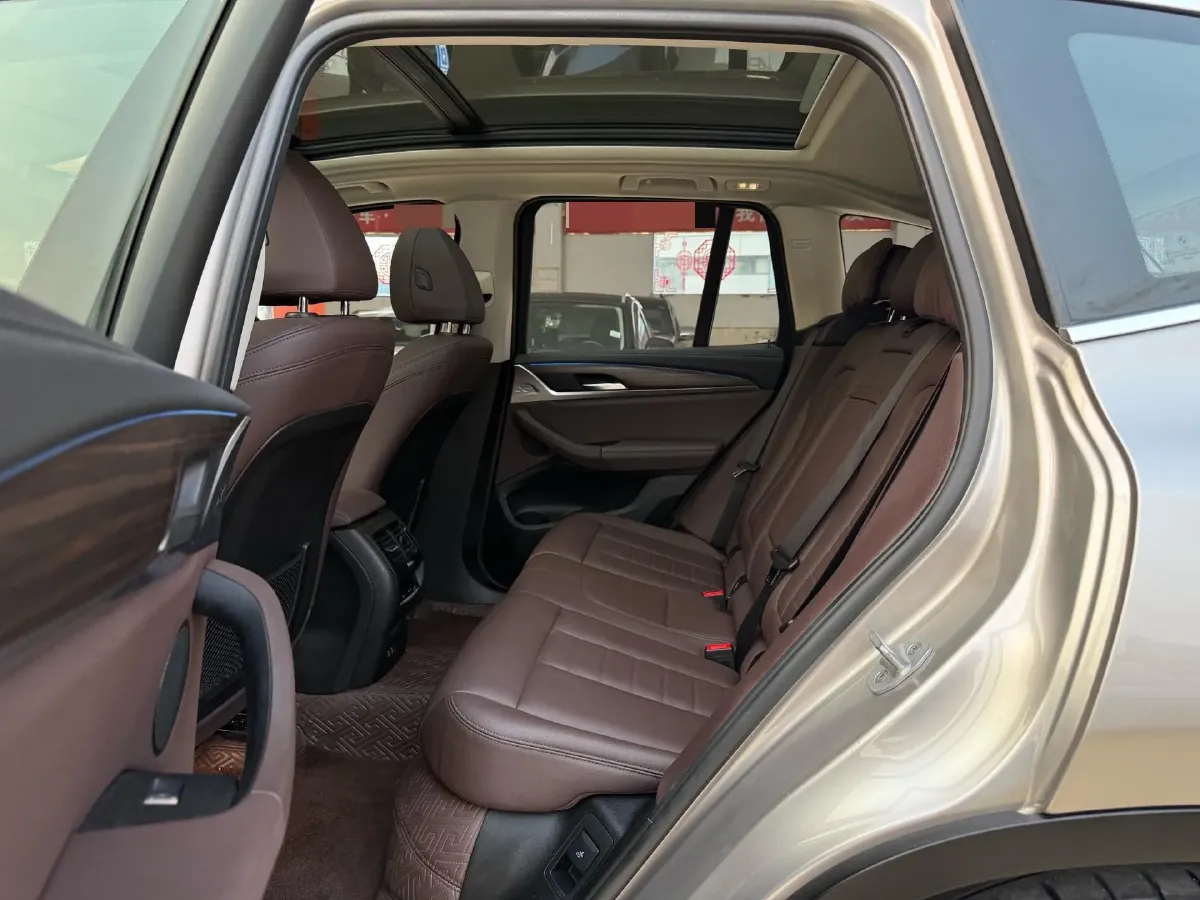 2020 Volvo XC60 2.0T 254HP L4 8AT,autocango,china used car exporter,china ev exporter,chinese used car exporter,chinese used ev exporter