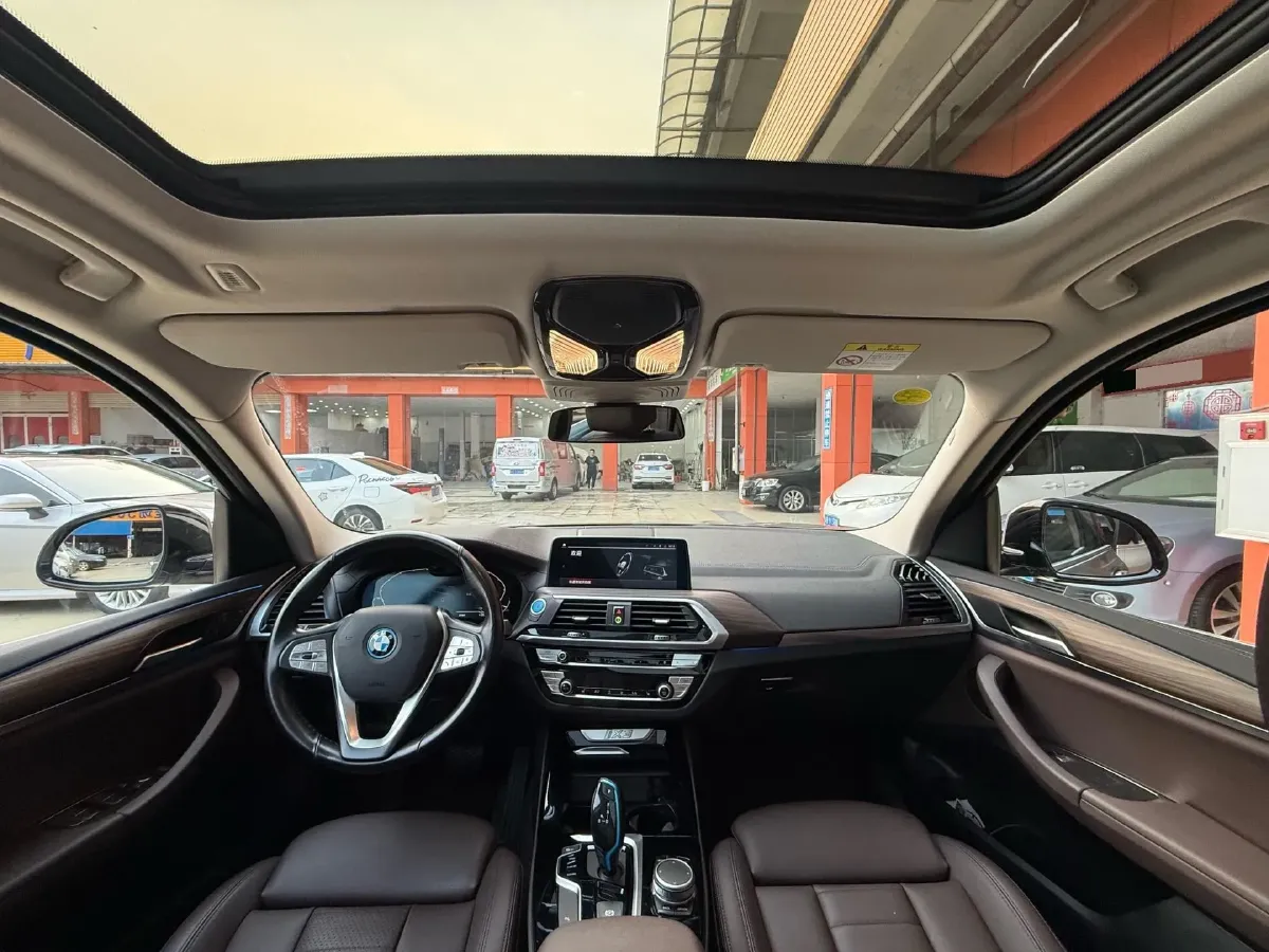 2020 Volvo XC60 2.0T 254HP L4 8AT,autocango,china used car exporter,china ev exporter,chinese used car exporter,chinese used ev exporter