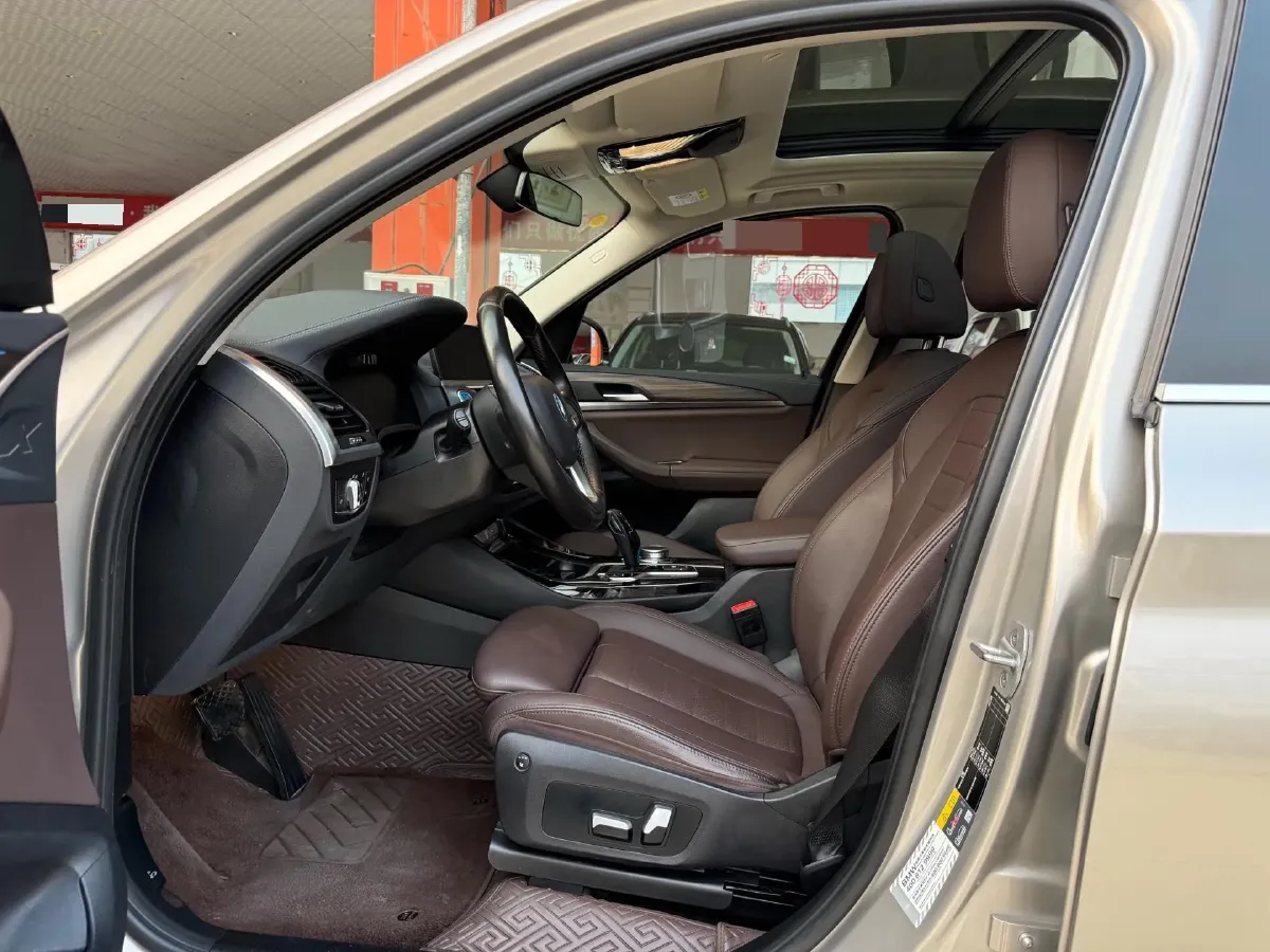 2020 Volvo XC60 2.0T 254HP L4 8AT,autocango,china used car exporter,china ev exporter,chinese used car exporter,chinese used ev exporter