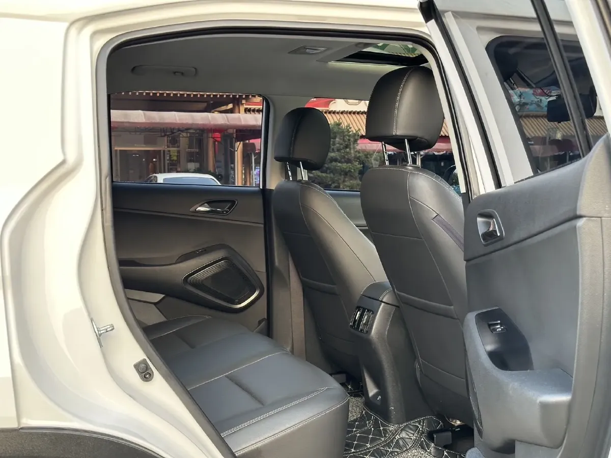 2021 Hyundai ix35 2.0L 160HP L4 6AT,autocango,china used car exporter,china ev exporter,chinese used car exporter,chinese used ev exporter