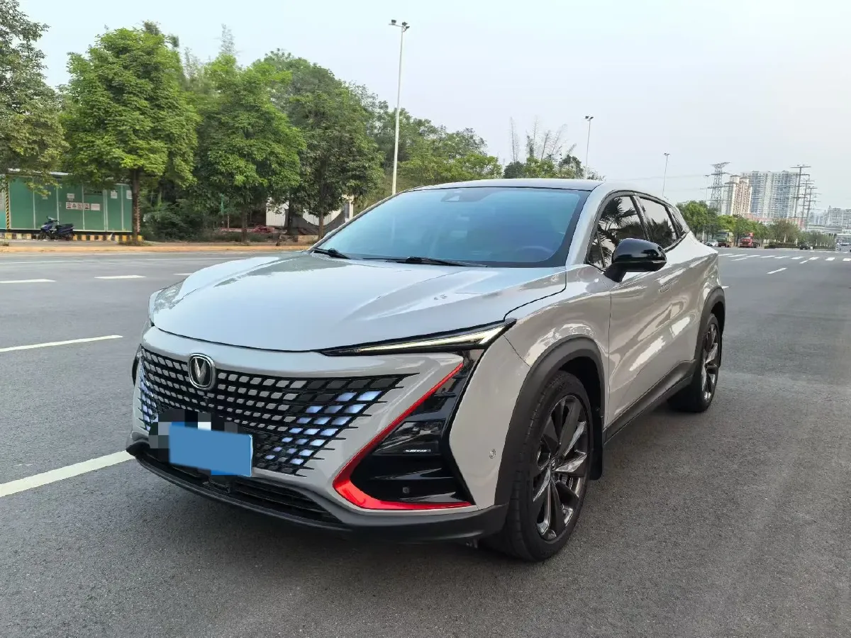 2020 ChangAn UNI-T 1.5T 180HP L4 7DCT,autocango,china used car exporter,china ev exporter,chinese used car exporter,chinese used ev exporter