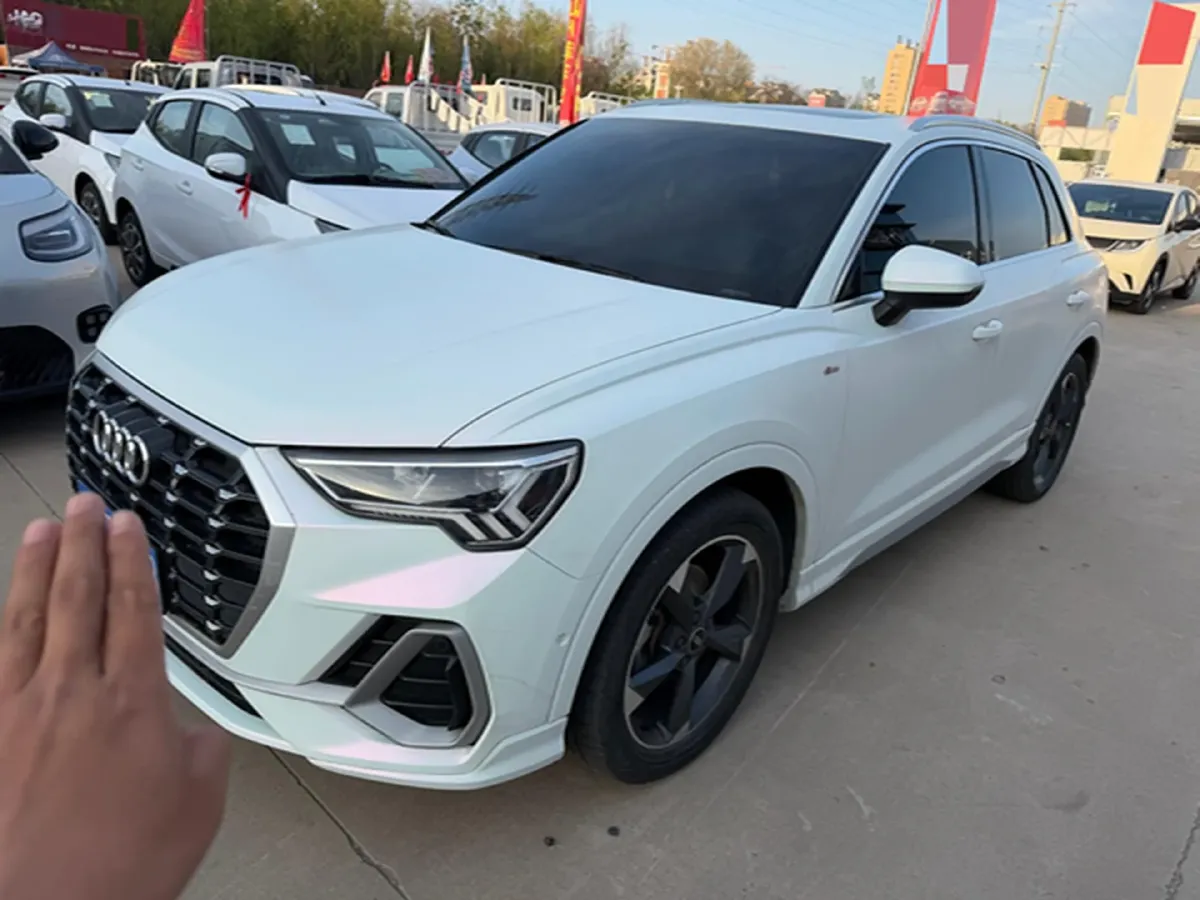 2022 Audi Q3 1.4T 150HP L4 7DCT,autocango,china used car exporter,china ev exporter,chinese used car exporter,chinese used ev exporter