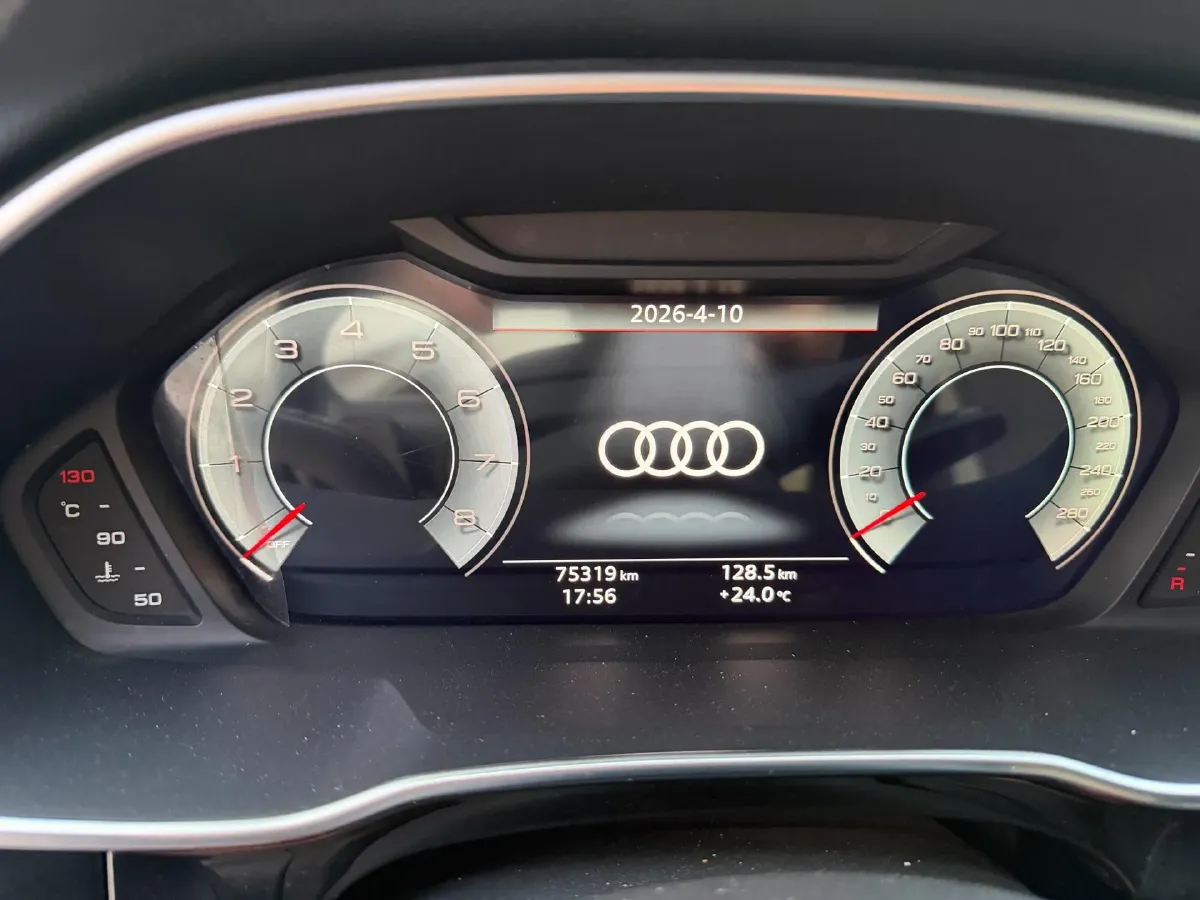 2022 Audi Q3 1.4T 150HP L4 7DCT,autocango,china used car exporter,china ev exporter,chinese used car exporter,chinese used ev exporter