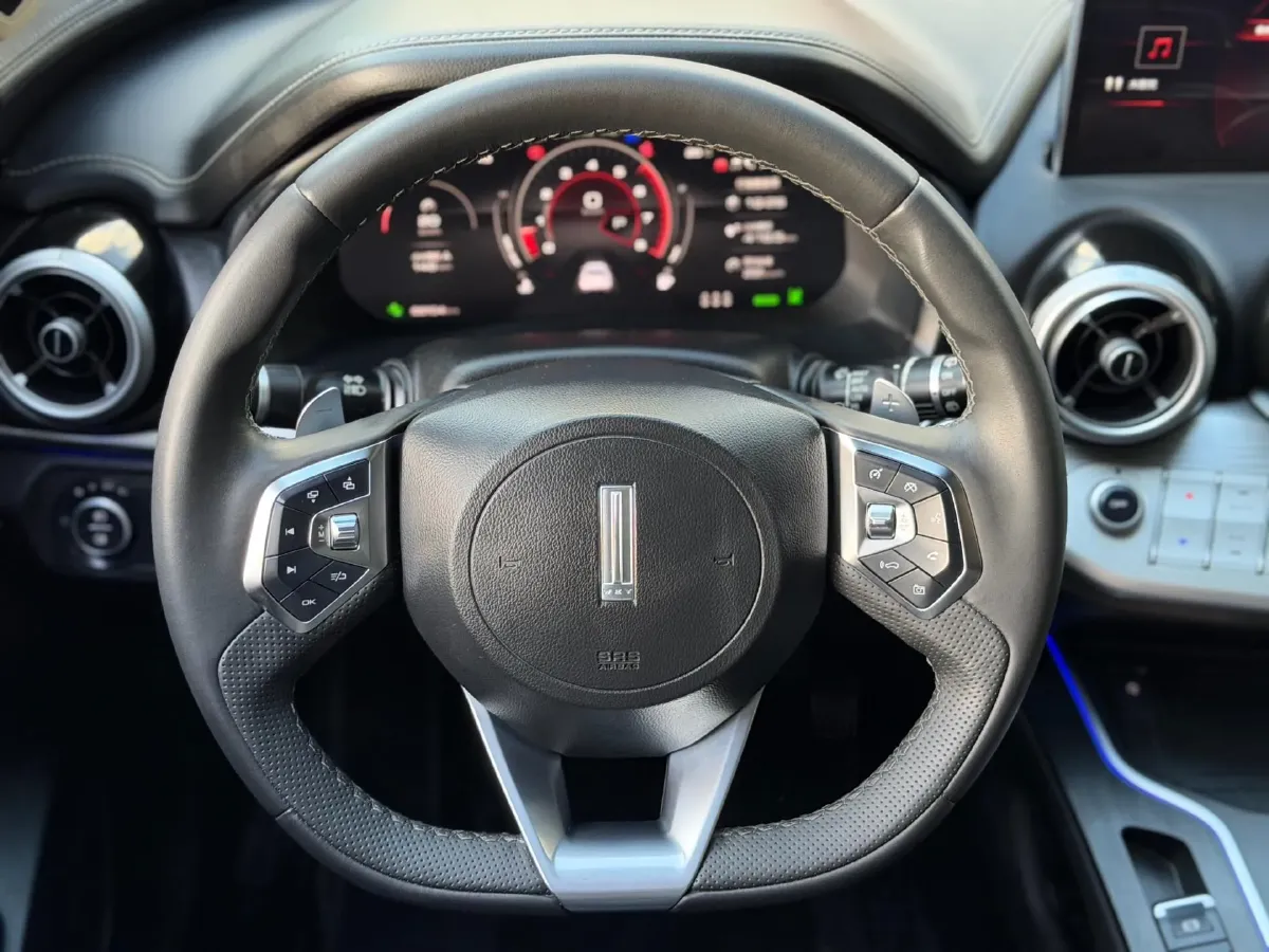 2020 WEY VV7 2.0T 227HP L4 7DCT,autocango,china used car exporter,china ev exporter,chinese used car exporter,chinese used ev exporter