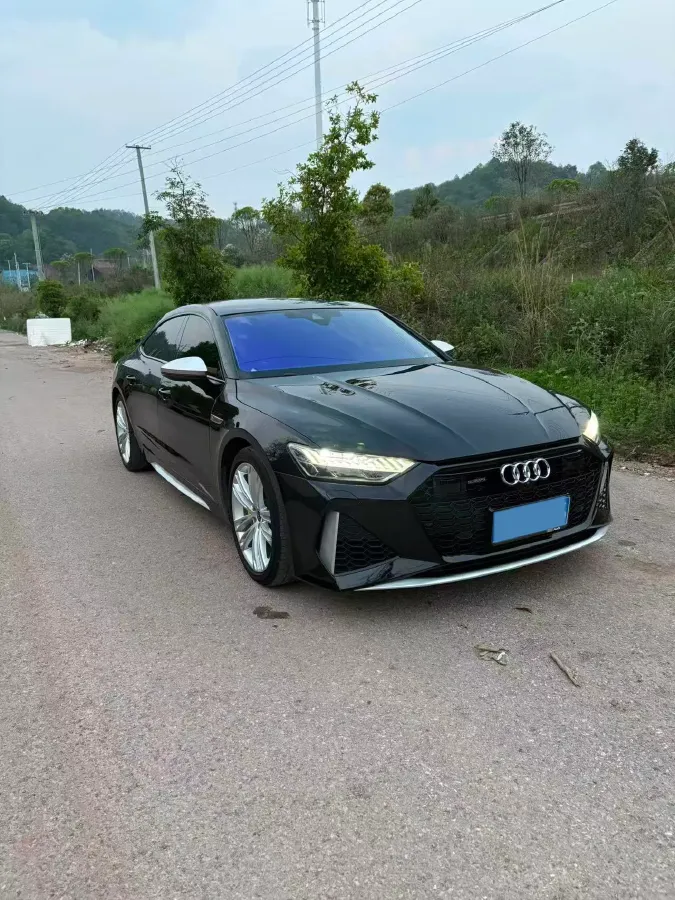 2024 Audi A7L 2.0T 245HP L4 7DCT,autocango,china used car exporter,china ev exporter,chinese used car exporter,chinese used ev exporter