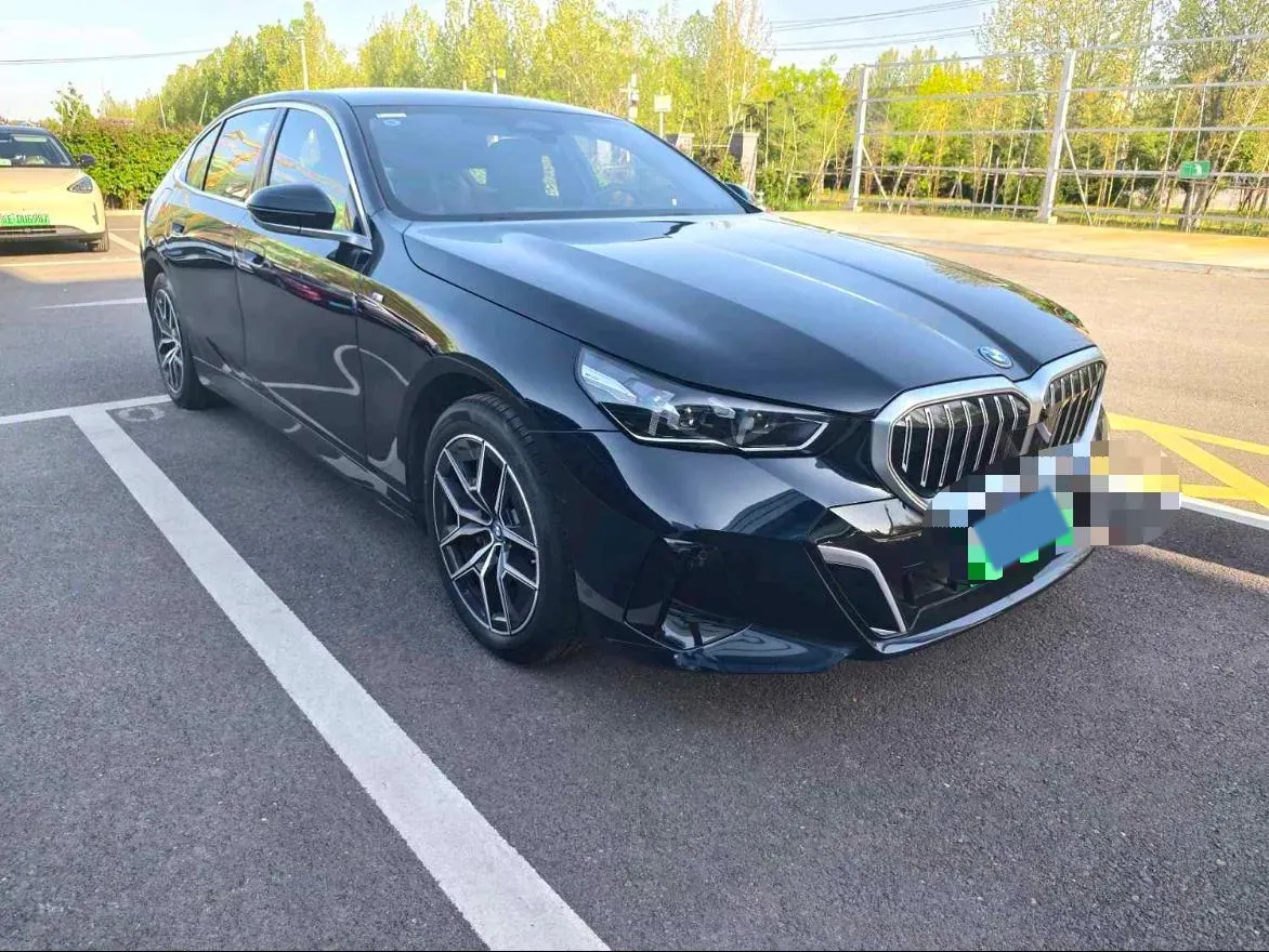 2025 BMW i5 BEV 96.96KWH,autocango,china used car exporter,china ev exporter,chinese used car exporter,chinese used ev exporter