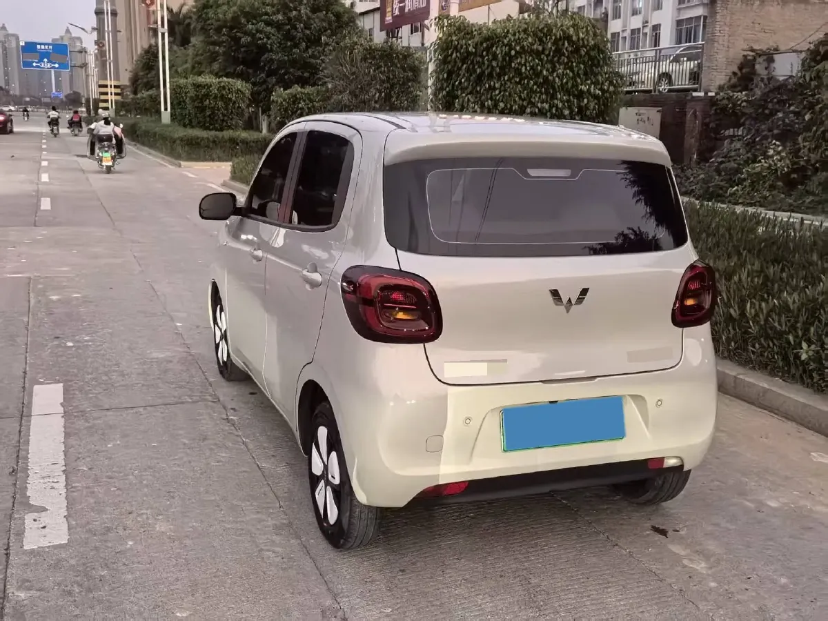 2025 WuLing HongGuang MINI EV BEV 16.2KWH,autocango,china used car exporter,china ev exporter,chinese used car exporter,chinese used ev exporter