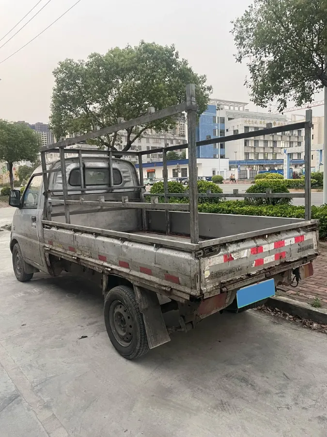 2020 WuLing RongGuang Mini Truck 1.5L 99HP L4 5MT,autocango,china used car exporter,china ev exporter,chinese used car exporter,chinese used ev exporter