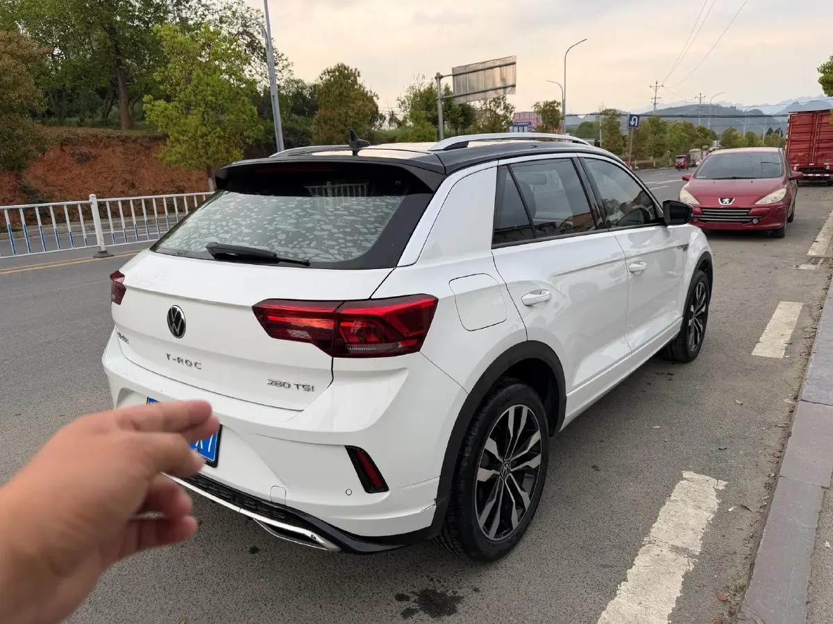2021 Volkswagen T-Roc 1.4T 150HP L4 7DCT,autocango,china used car exporter,china ev exporter,chinese used car exporter,chinese used ev exporter