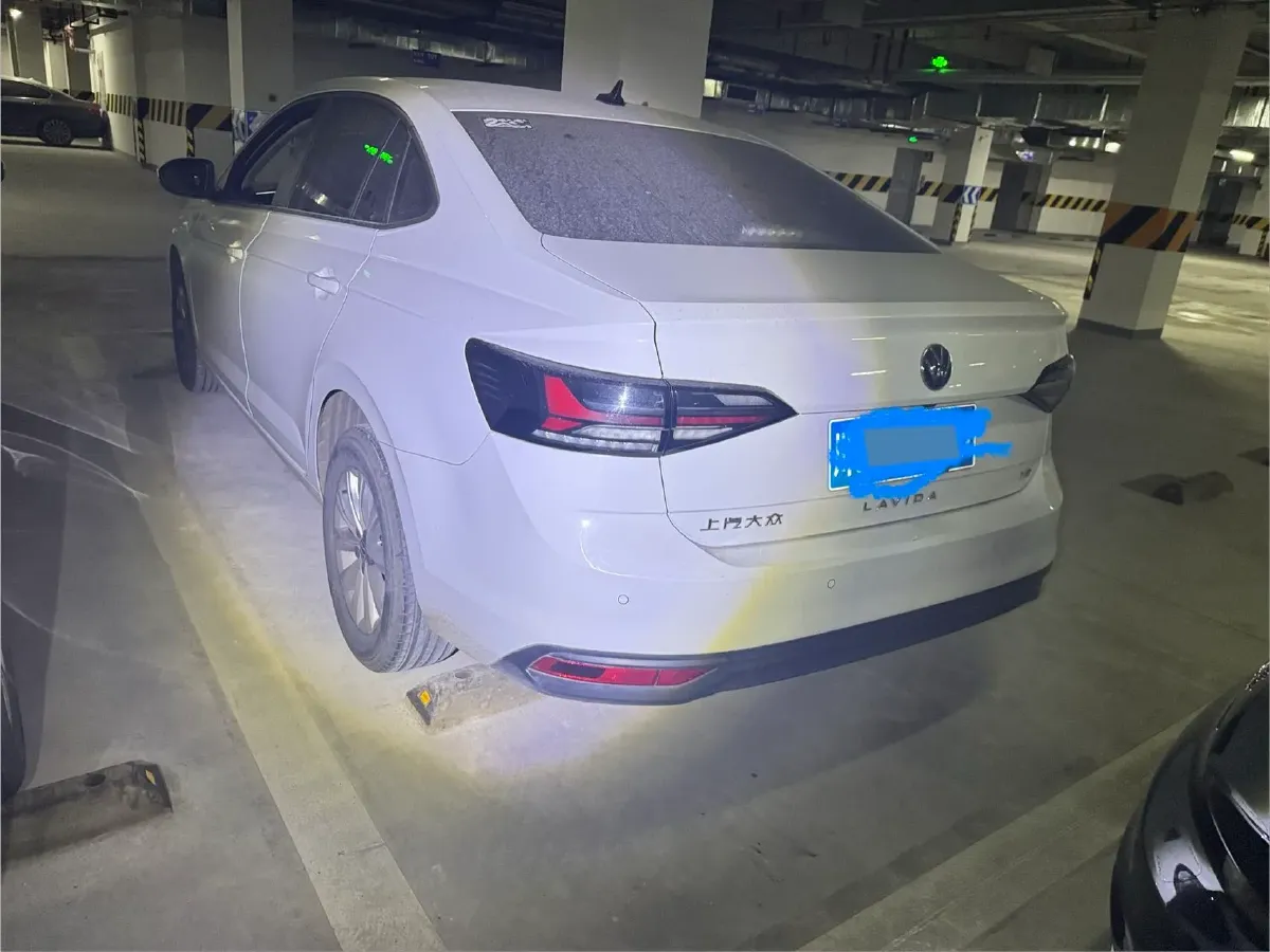 2023 Volkswagen Lavida 1.5L 110HP L4 6AT,autocango,china used car exporter,china ev exporter,chinese used car exporter,chinese used ev exporter