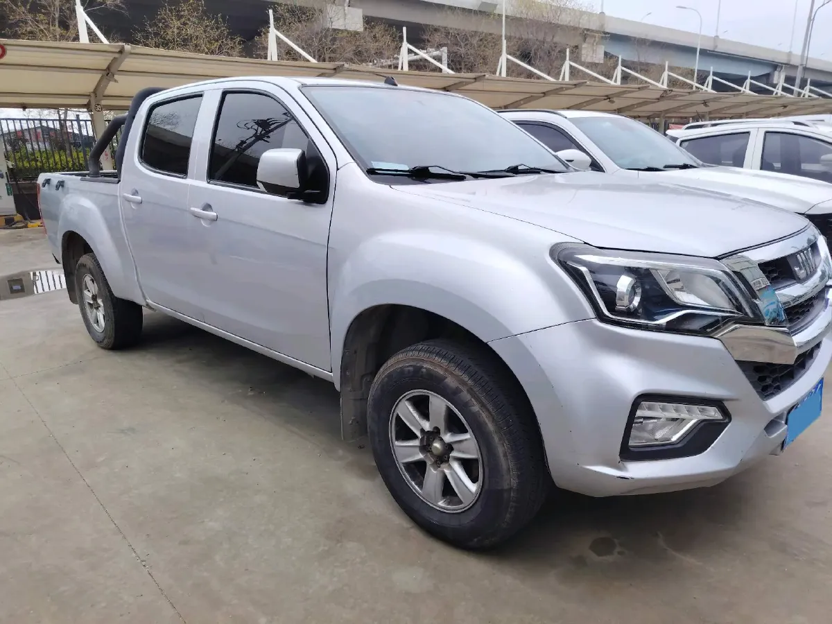 2022 Isuzu RE-MAX Jim 2.8T 120HP L4 5MT,autocango,china used car exporter,china ev exporter,chinese used car exporter,chinese used ev exporter