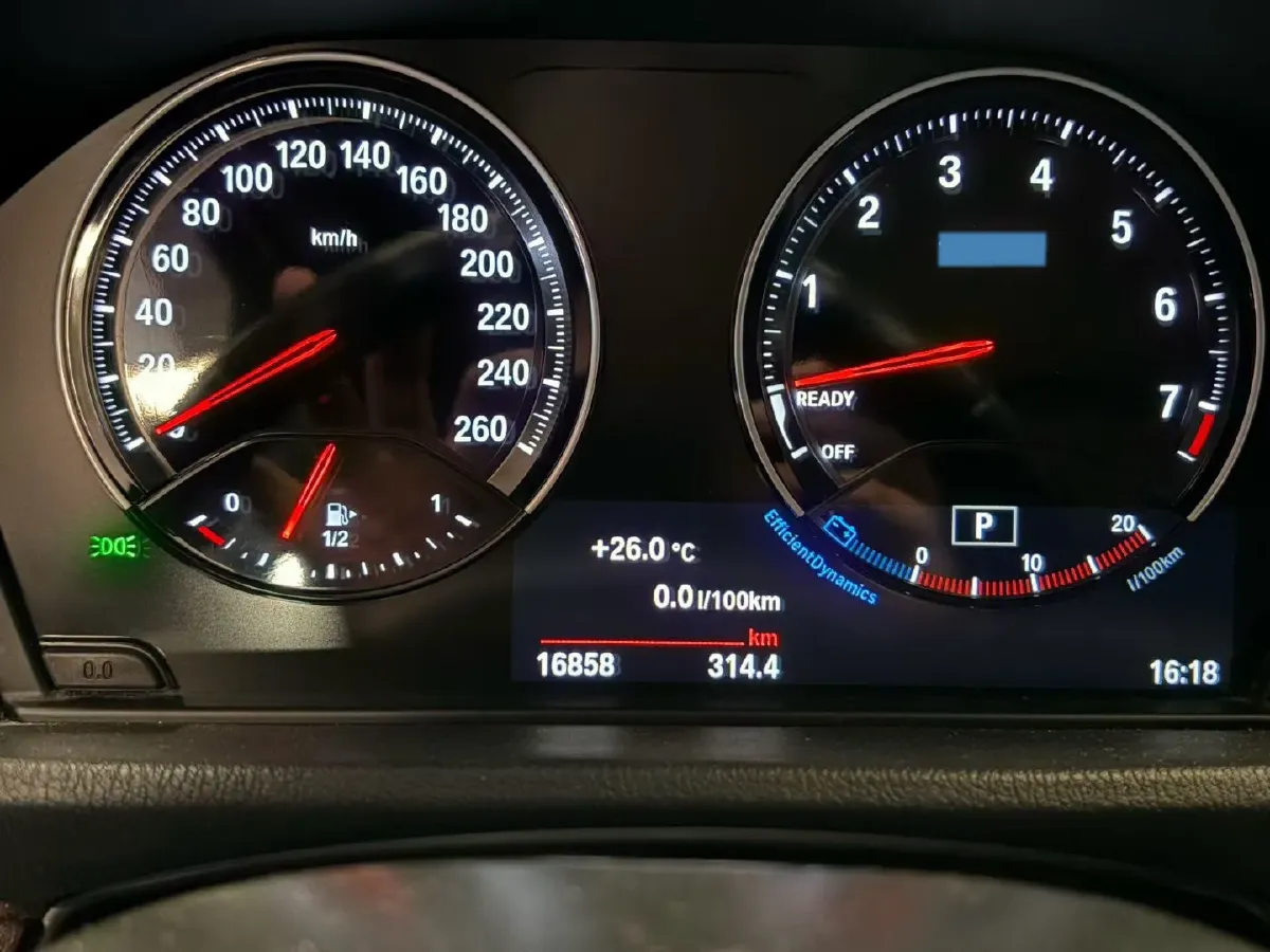 2022 BMW X1 2.0T 192HP L4 7DCT,autocango,china used car exporter,china ev exporter,chinese used car exporter,chinese used ev exporter