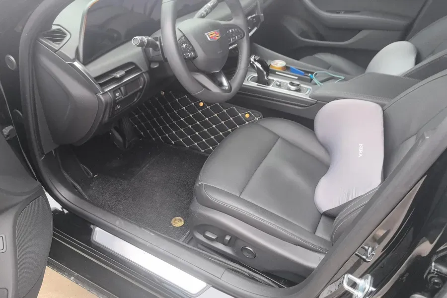 2024 Cadillac CT5 2.0T 237HP L4 10AT,autocango,china used car exporter,china ev exporter,chinese used car exporter,chinese used ev exporter