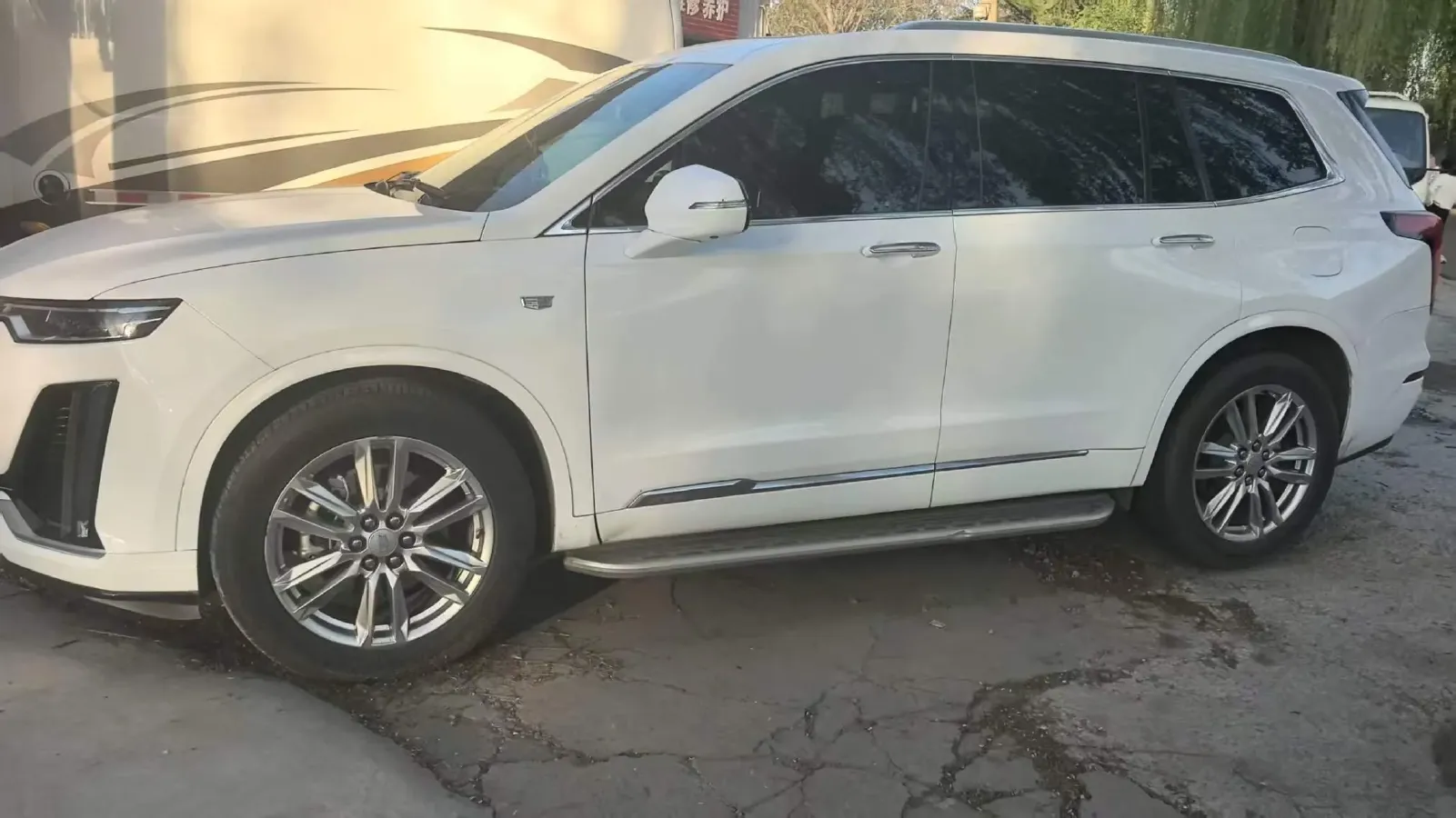 2022 Cadillac XT6 2.0T 237HP L4 9AT,autocango,china used car exporter,china ev exporter,chinese used car exporter,chinese used ev exporter