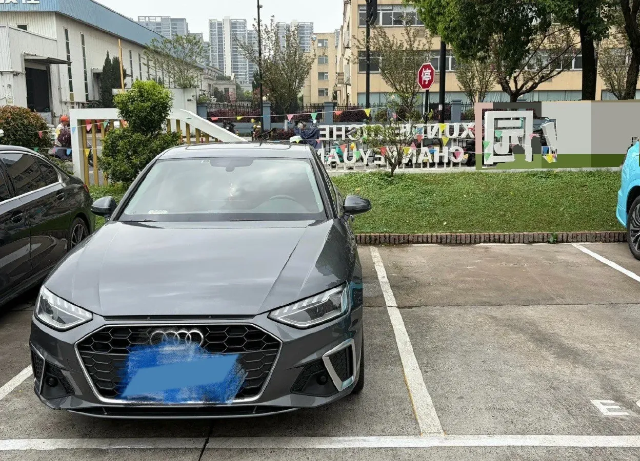 2020 Audi A4L 2.0T 190HP L4 7DCT,autocango,china used car exporter,china ev exporter,chinese used car exporter,chinese used ev exporter