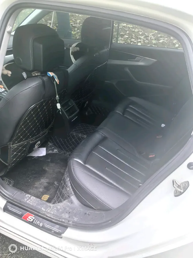 2020 Audi A4L 2.0T 190HP L4 7DCT,autocango,china used car exporter,china ev exporter,chinese used car exporter,chinese used ev exporter