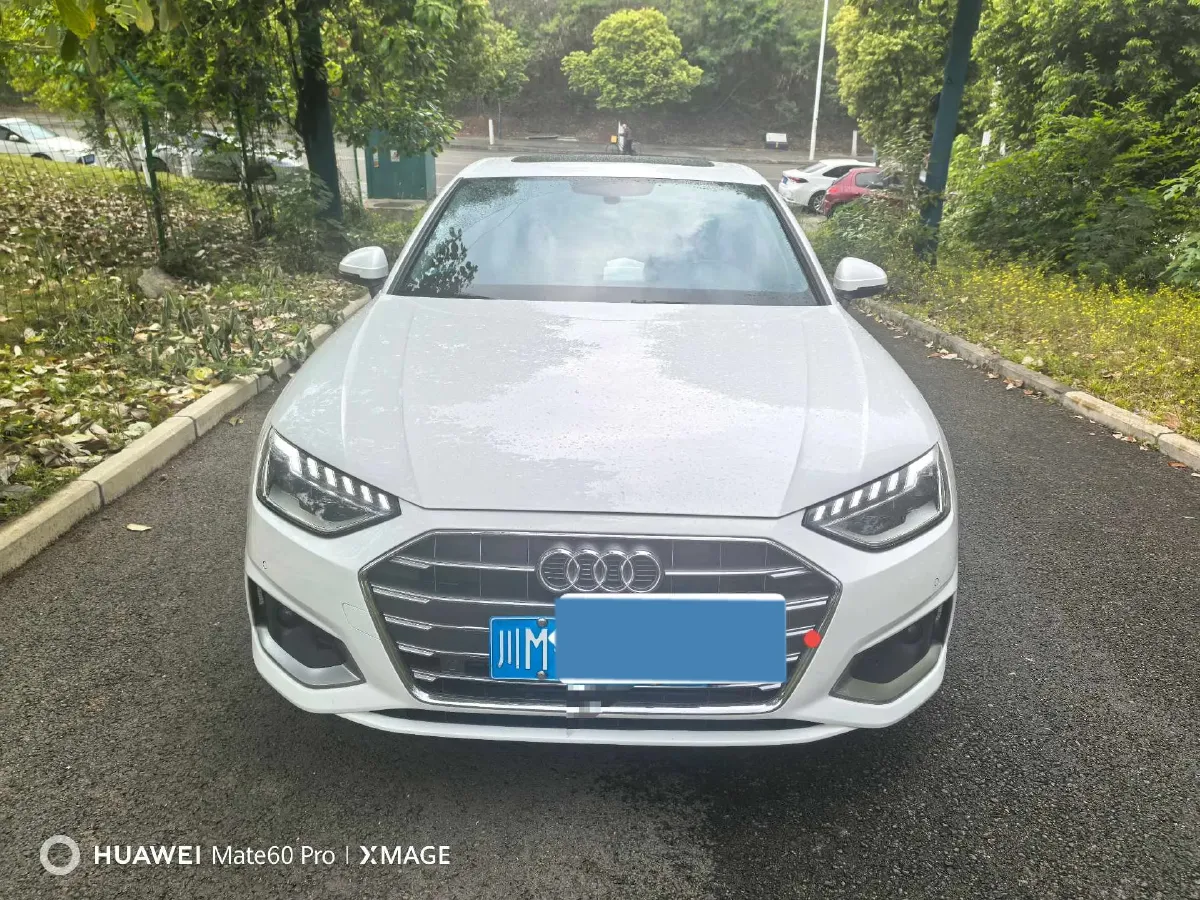 2020 Audi A4L 2.0T 190HP L4 7DCT,autocango,china used car exporter,china ev exporter,chinese used car exporter,chinese used ev exporter