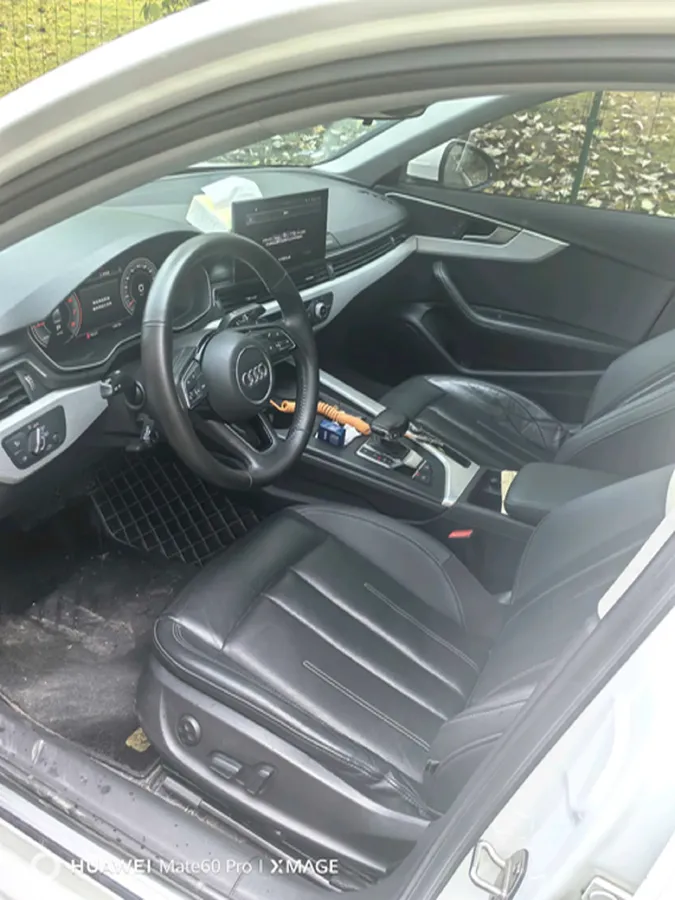 2020 Audi A4L 2.0T 190HP L4 7DCT,autocango,china used car exporter,china ev exporter,chinese used car exporter,chinese used ev exporter