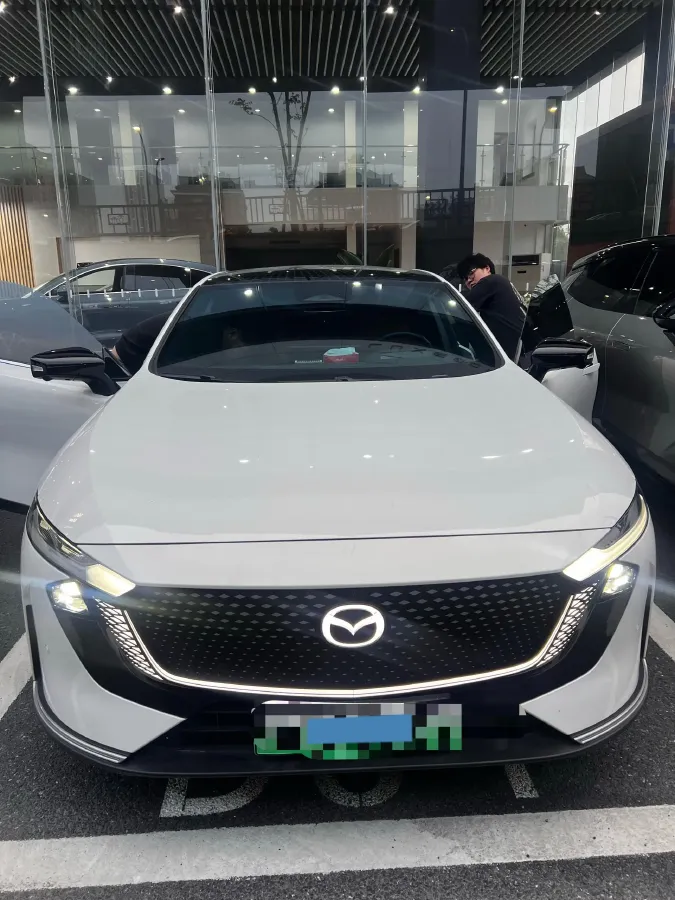 2024 Mazda EZ-6 BEV 68.8KWH,autocango,china used car exporter,china ev exporter,chinese used car exporter,chinese used ev exporter