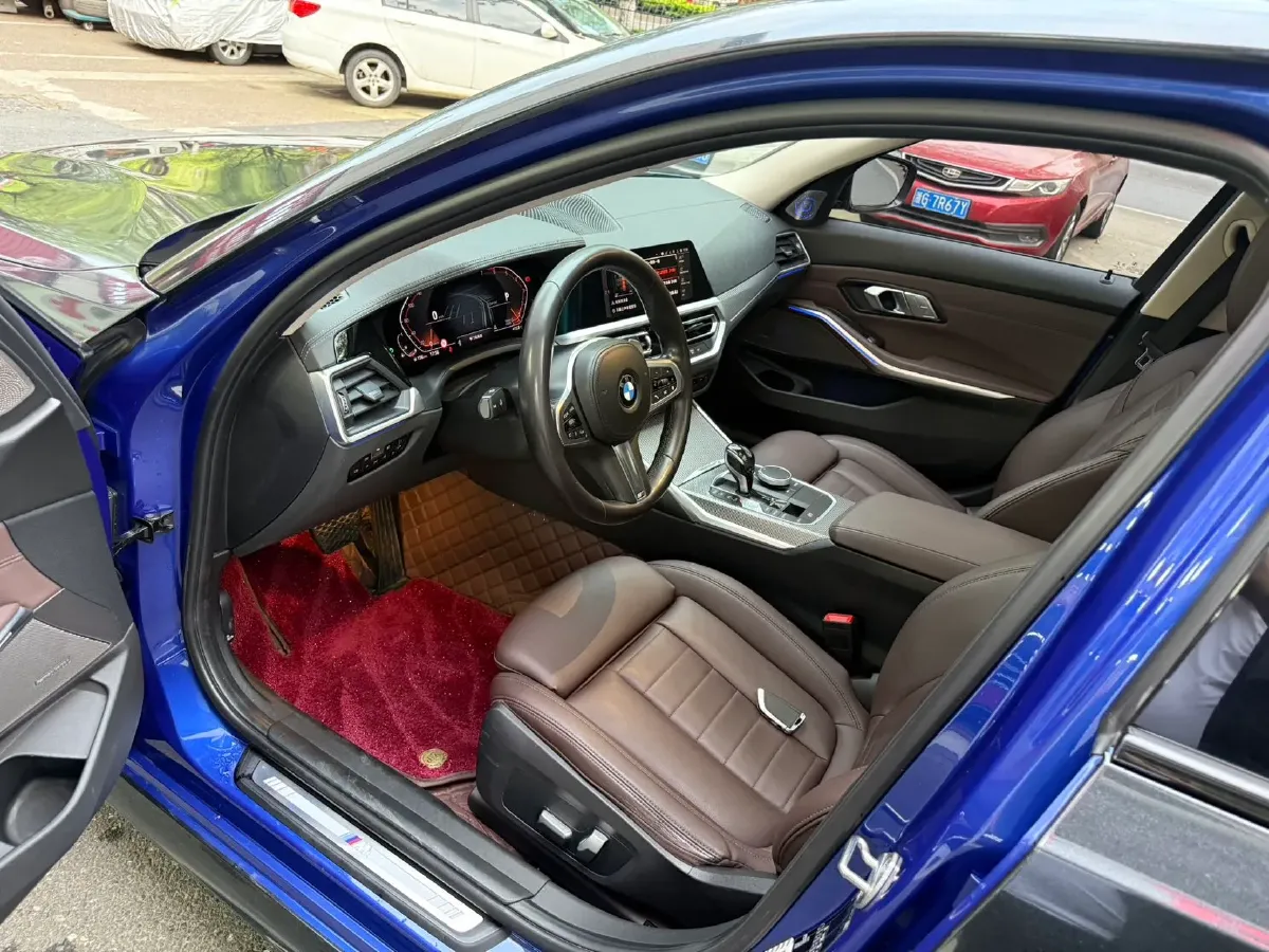 2020 BMW 3 Series 2.0T 184HP L4 8AT,autocango,china used car exporter,china ev exporter,chinese used car exporter,chinese used ev exporter