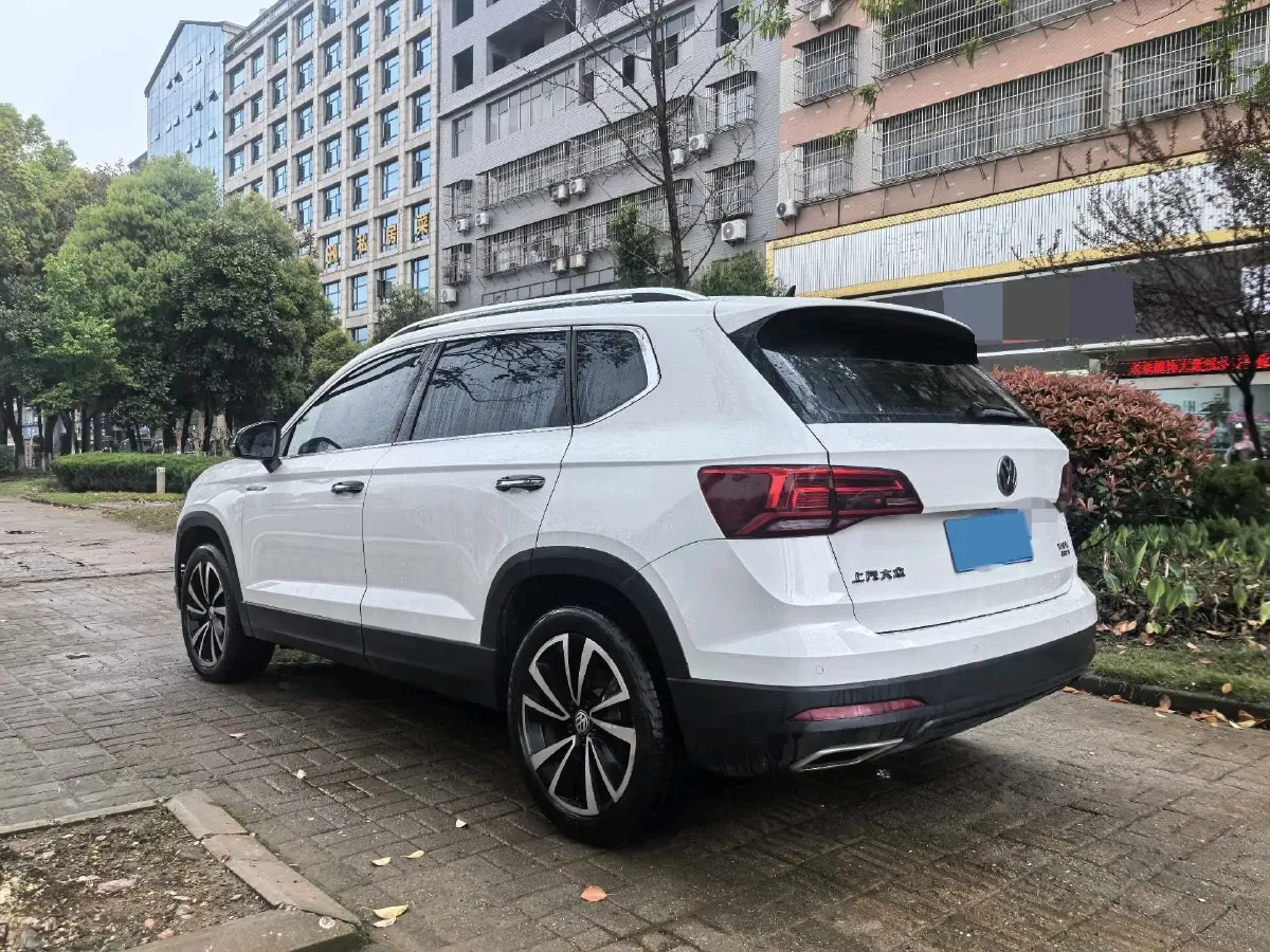 2019 MINI MINI 1.5T 102HP L3 7DCT,autocango,china used car exporter,china ev exporter,chinese used car exporter,chinese used ev exporter