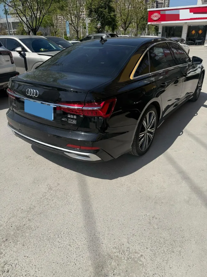 2020 Audi A6L 2.0T 224HP L4 7DCT,autocango,china used car exporter,china ev exporter,chinese used car exporter,chinese used ev exporter