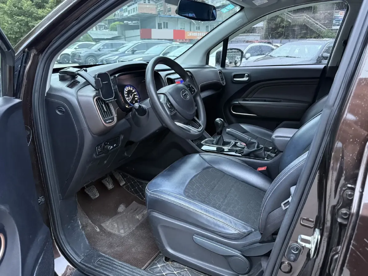 2017 GAC Trumpchi GS3 1.5L 114HP L4 5MT,autocango,china used car exporter,china ev exporter,chinese used car exporter,chinese used ev exporter