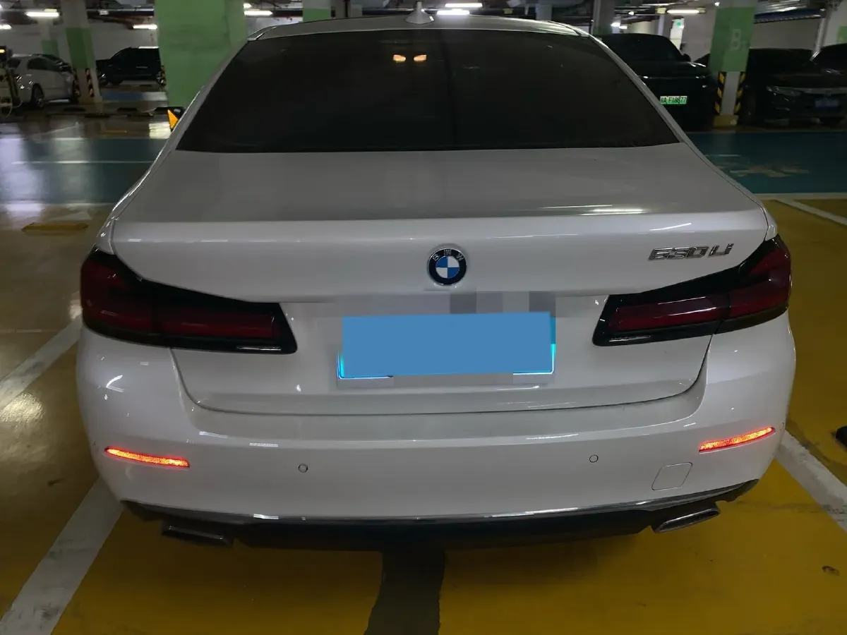 2021 BMW 5 Series 2.0T 252HP L4 8AT,autocango,china used car exporter,china ev exporter,chinese used car exporter,chinese used ev exporter