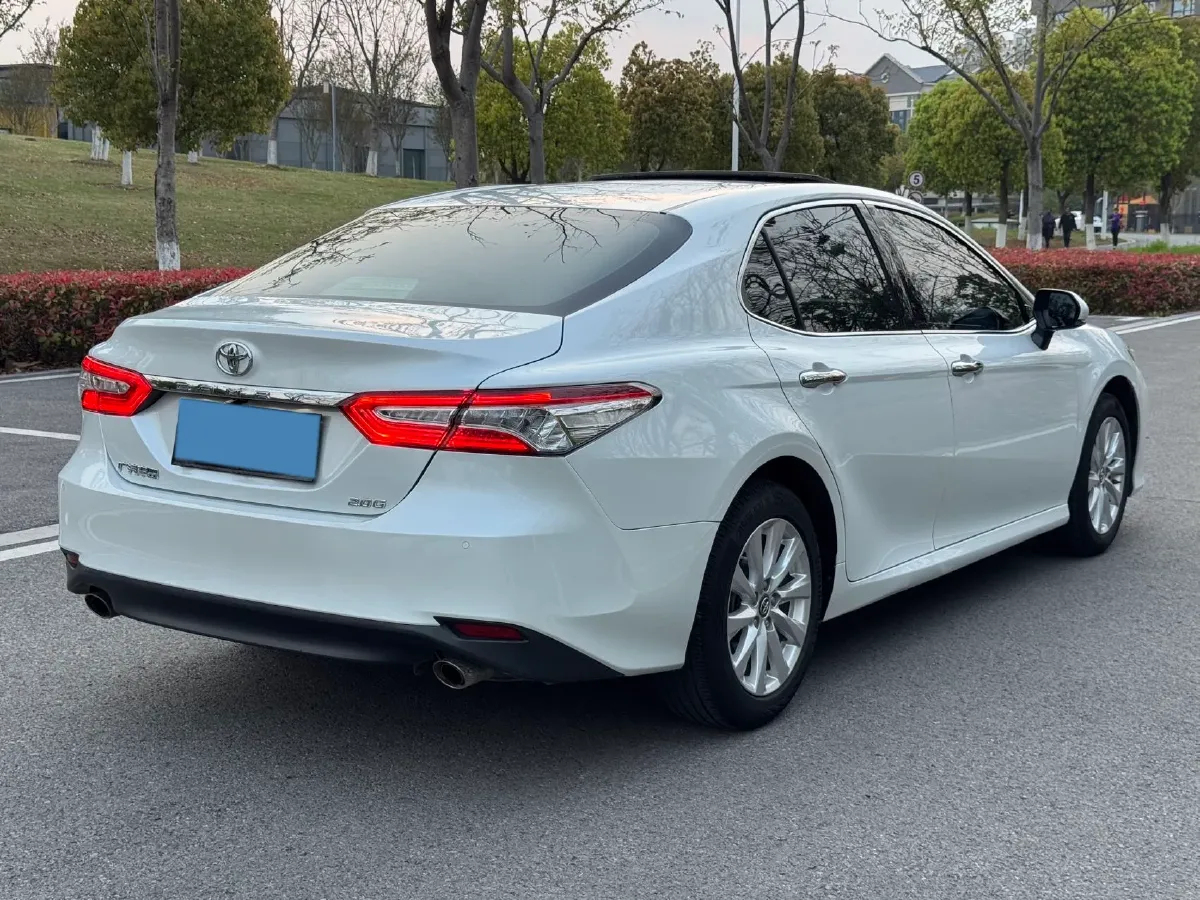 2019 Toyota Camry 2.0L 178HP L4 CVT,autocango,china used car exporter,china ev exporter,chinese used car exporter,chinese used ev exporter