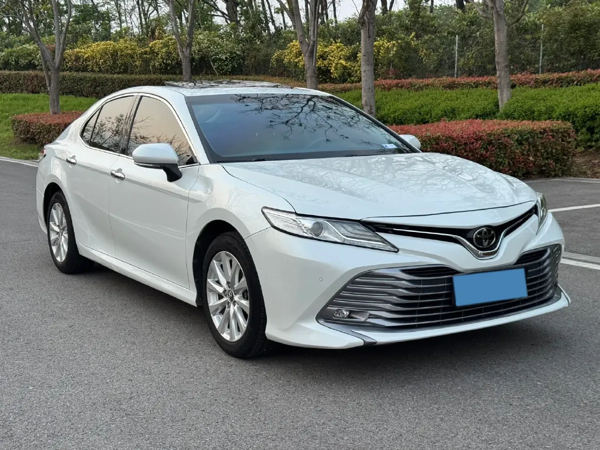 2019 Toyota Camry 2.0L 178HP L4 CVT,autocango,china used car exporter,china ev exporter,chinese used car exporter,chinese used ev exporter