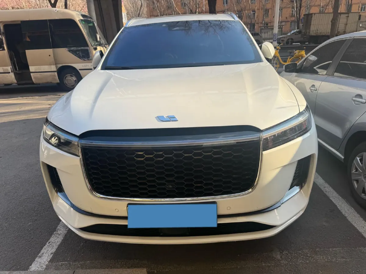 2021 Li ONE Range Extended 131HP REEV 40.5KWH,autocango,china used car exporter,china ev exporter,chinese used car exporter,chinese used ev exporter