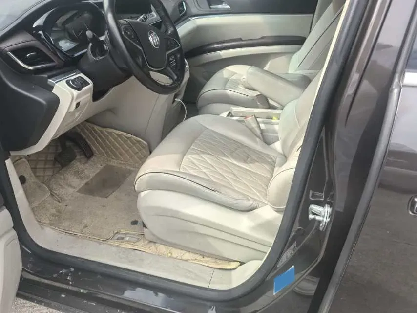 2021 Buick GL8 2.0T 237HP L4 9AT,autocango,china used car exporter,china ev exporter,chinese used car exporter,chinese used ev exporter