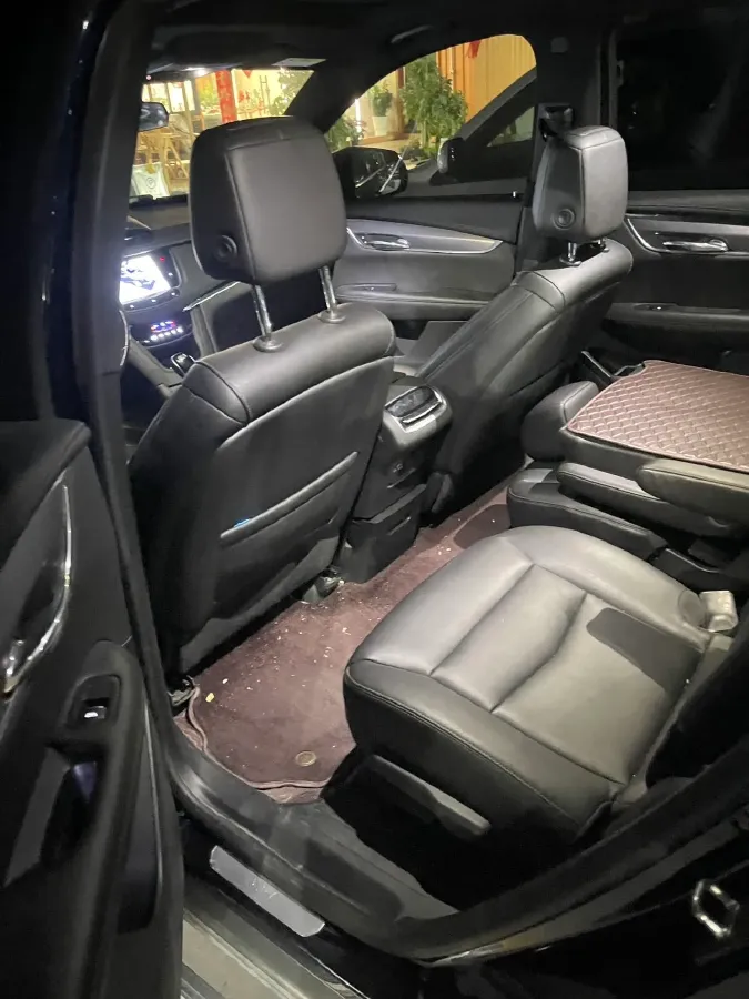 2021 Cadillac XT6 2.0T 237HP L4 9AT,autocango,china used car exporter,china ev exporter,chinese used car exporter,chinese used ev exporter