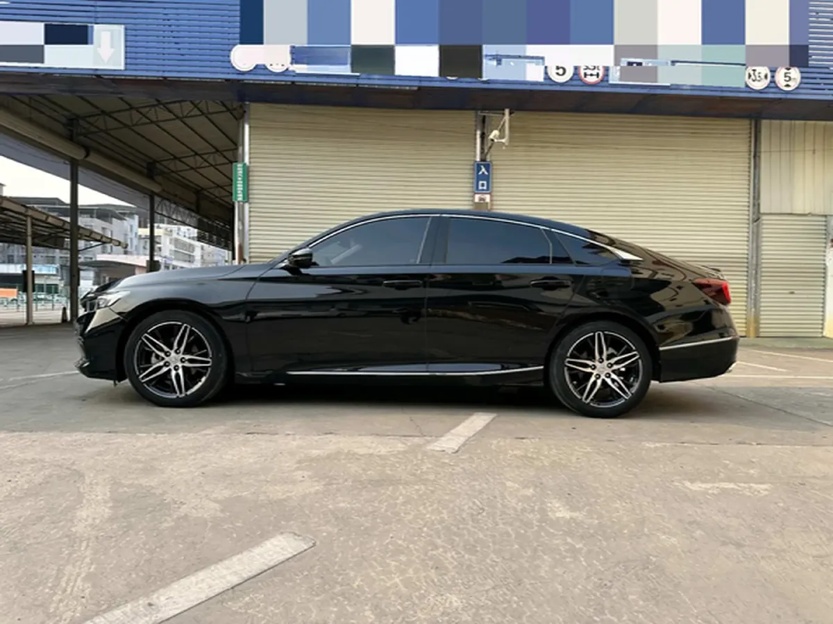 2022 Honda Accord 1.5T 194HP L4 CVT,autocango,china used car exporter,china ev exporter,chinese used car exporter,chinese used ev exporter