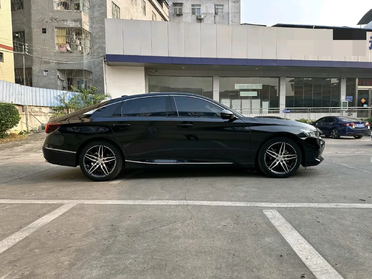 2022 Honda Accord 1.5T 194HP L4 CVT,autocango,china used car exporter,china ev exporter,chinese used car exporter,chinese used ev exporter