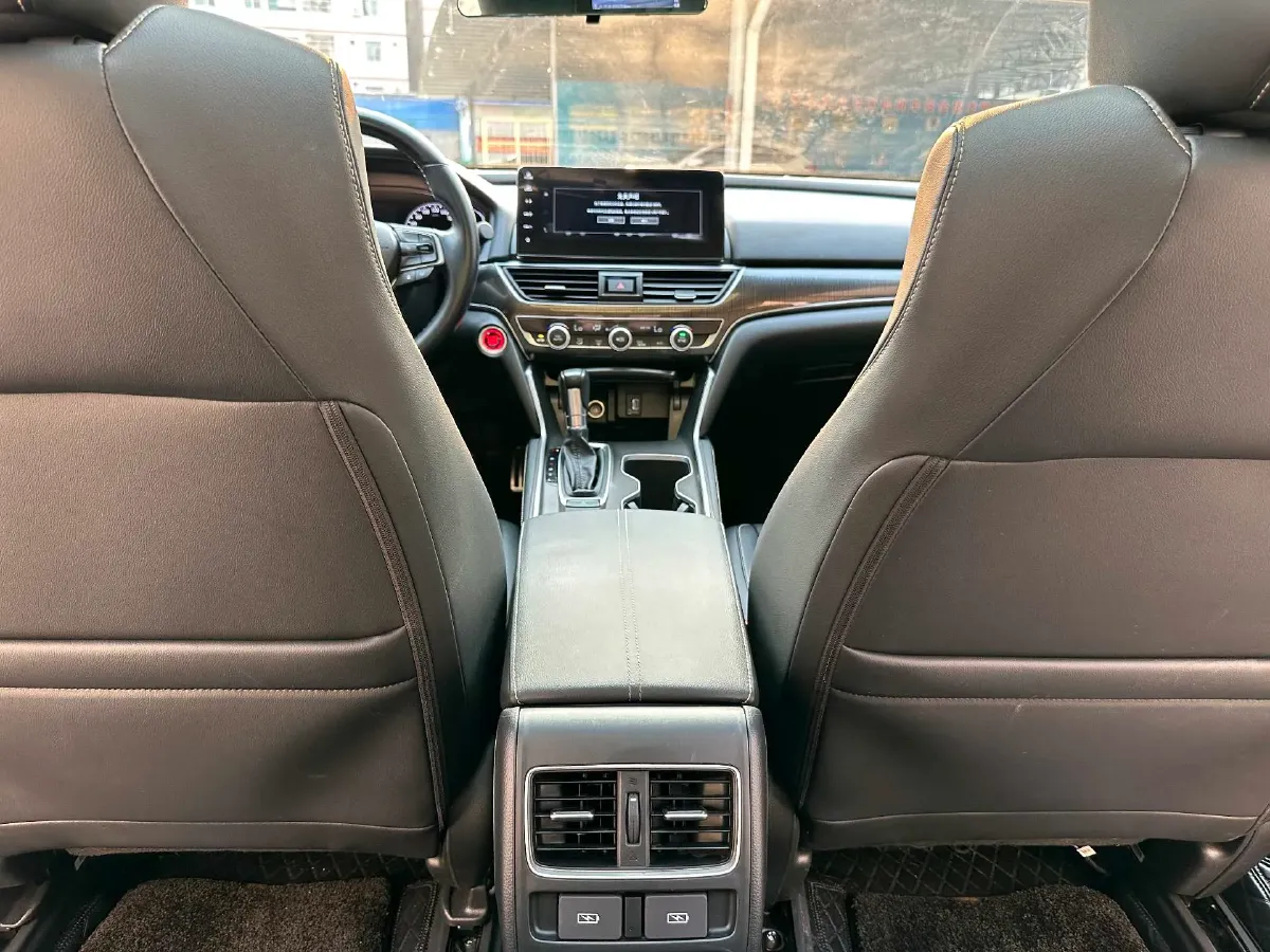 2022 Honda Accord 1.5T 194HP L4 CVT,autocango,china used car exporter,china ev exporter,chinese used car exporter,chinese used ev exporter