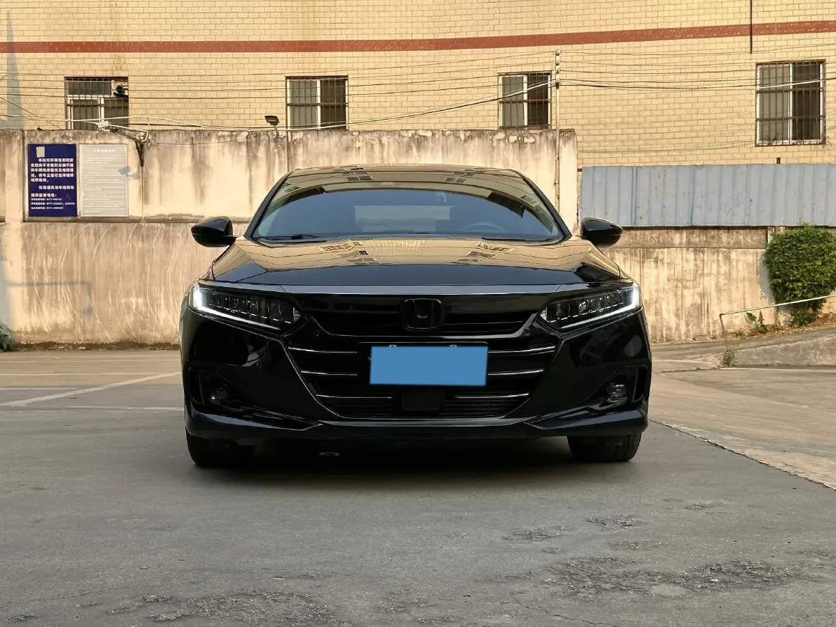 2022 Honda Accord 1.5T 194HP L4 CVT,autocango,china used car exporter,china ev exporter,chinese used car exporter,chinese used ev exporter