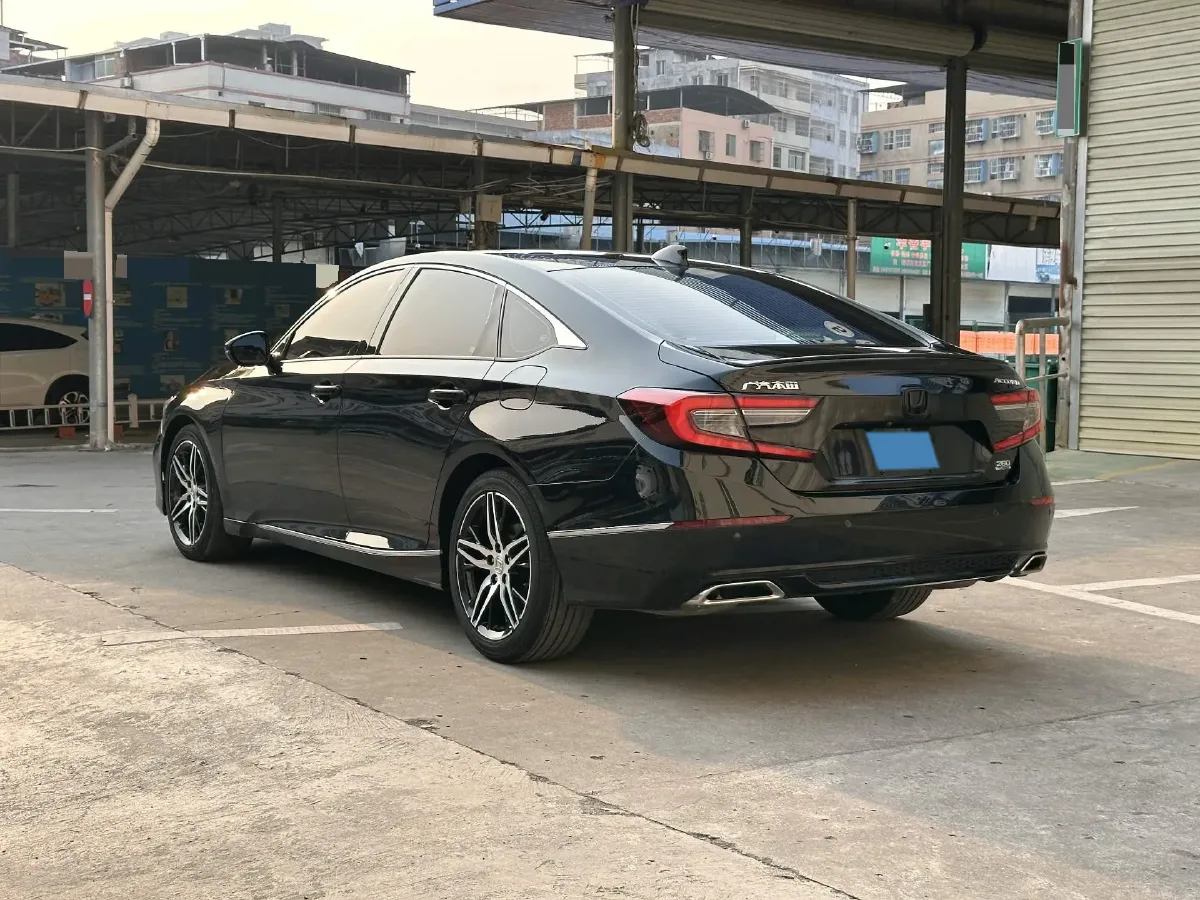 2022 Honda Accord 1.5T 194HP L4 CVT,autocango,china used car exporter,china ev exporter,chinese used car exporter,chinese used ev exporter