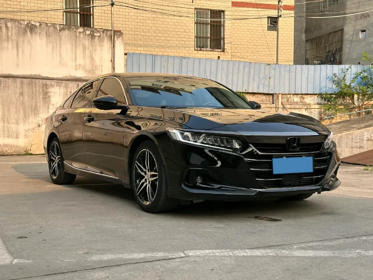 2022 Honda Accord 1.5T 194HP L4 CVT,autocango,china used car exporter,china ev exporter,chinese used car exporter,chinese used ev exporter