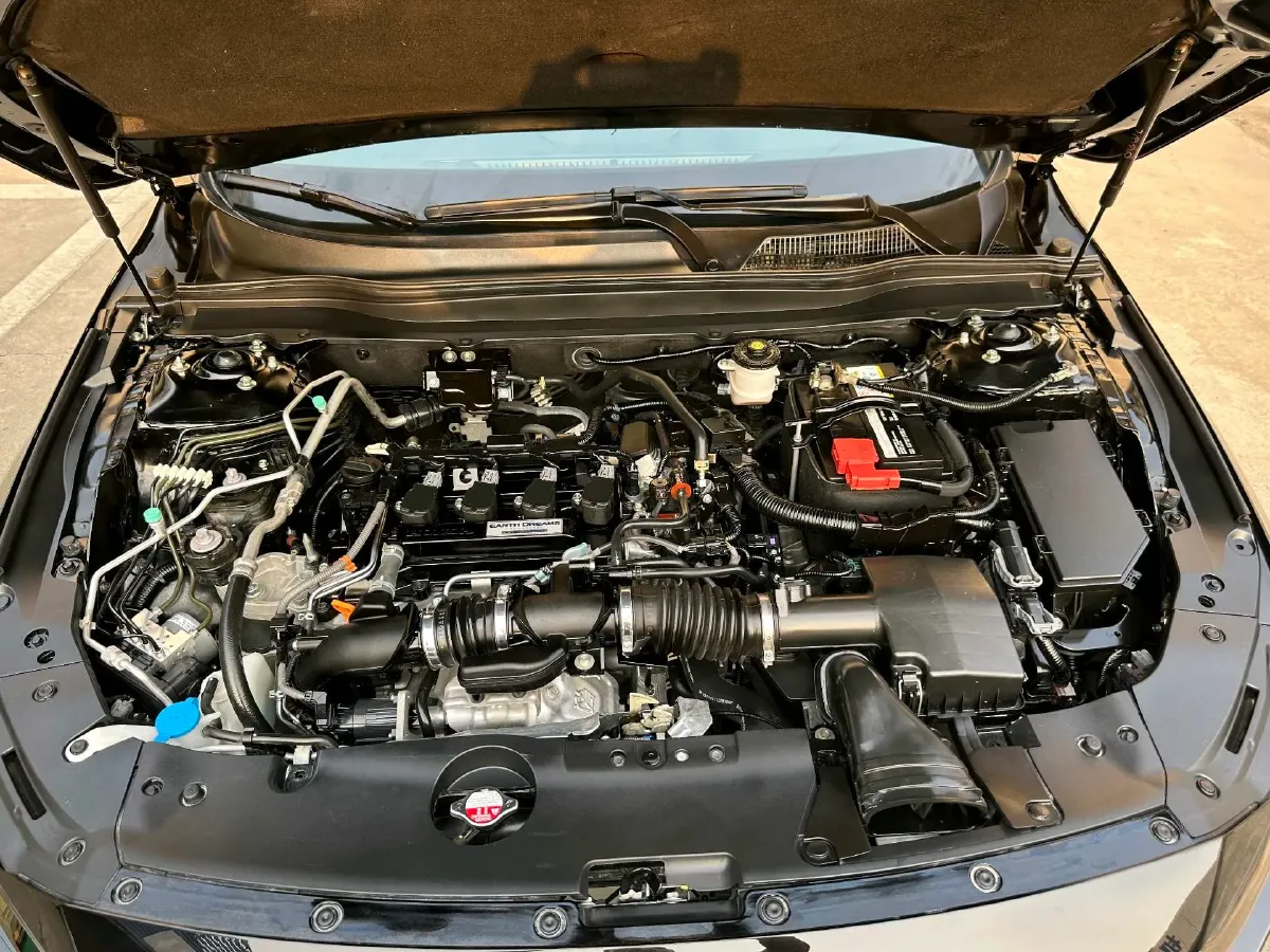 2022 Honda Accord 1.5T 194HP L4 CVT,autocango,china used car exporter,china ev exporter,chinese used car exporter,chinese used ev exporter