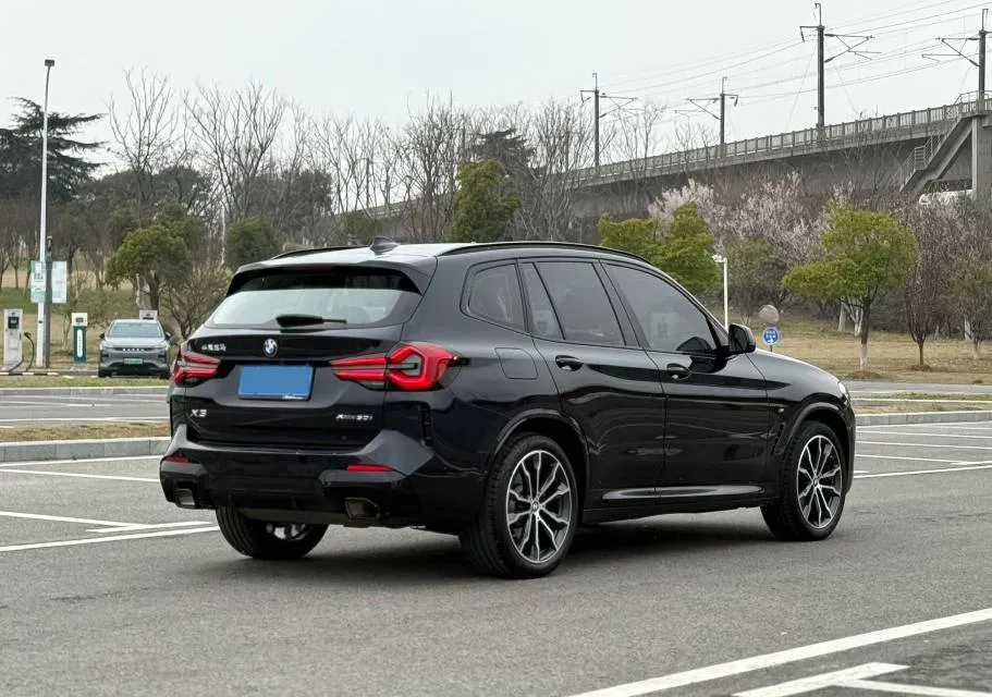 2022 BMW X3 2.0T 252HP L4 8AT,autocango,china used car exporter,china ev exporter,chinese used car exporter,chinese used ev exporter